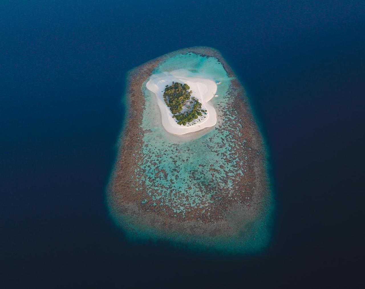 Island Home Inn Ukulhas Island Exterior photo